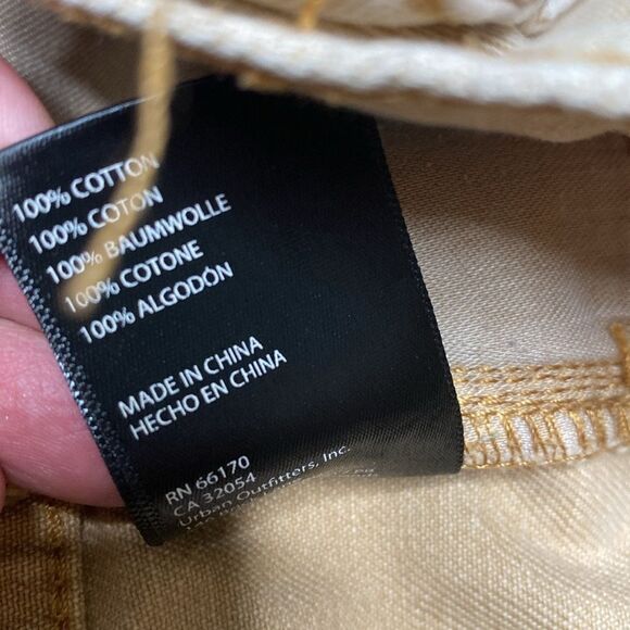 BDG Cheeky Shorts Neutral Tan Frayed - Picture 9 of 10